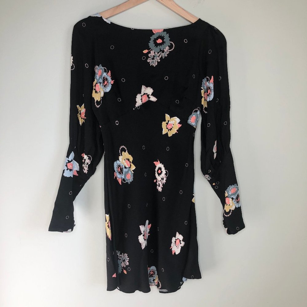 Blogger Favorite Free People Mod Retro Sunshadows Floral Mini Dress 60s 70s - 2 - Picture 6 of 14